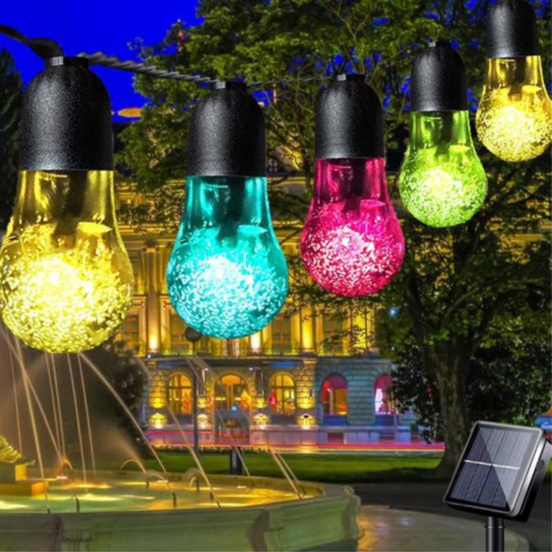 Cosy Udendørs Solcelledrevet Lyskæde - 30 LED Lys, Multifarvet